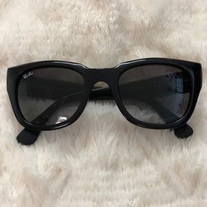 Rayban women’s sunglasses